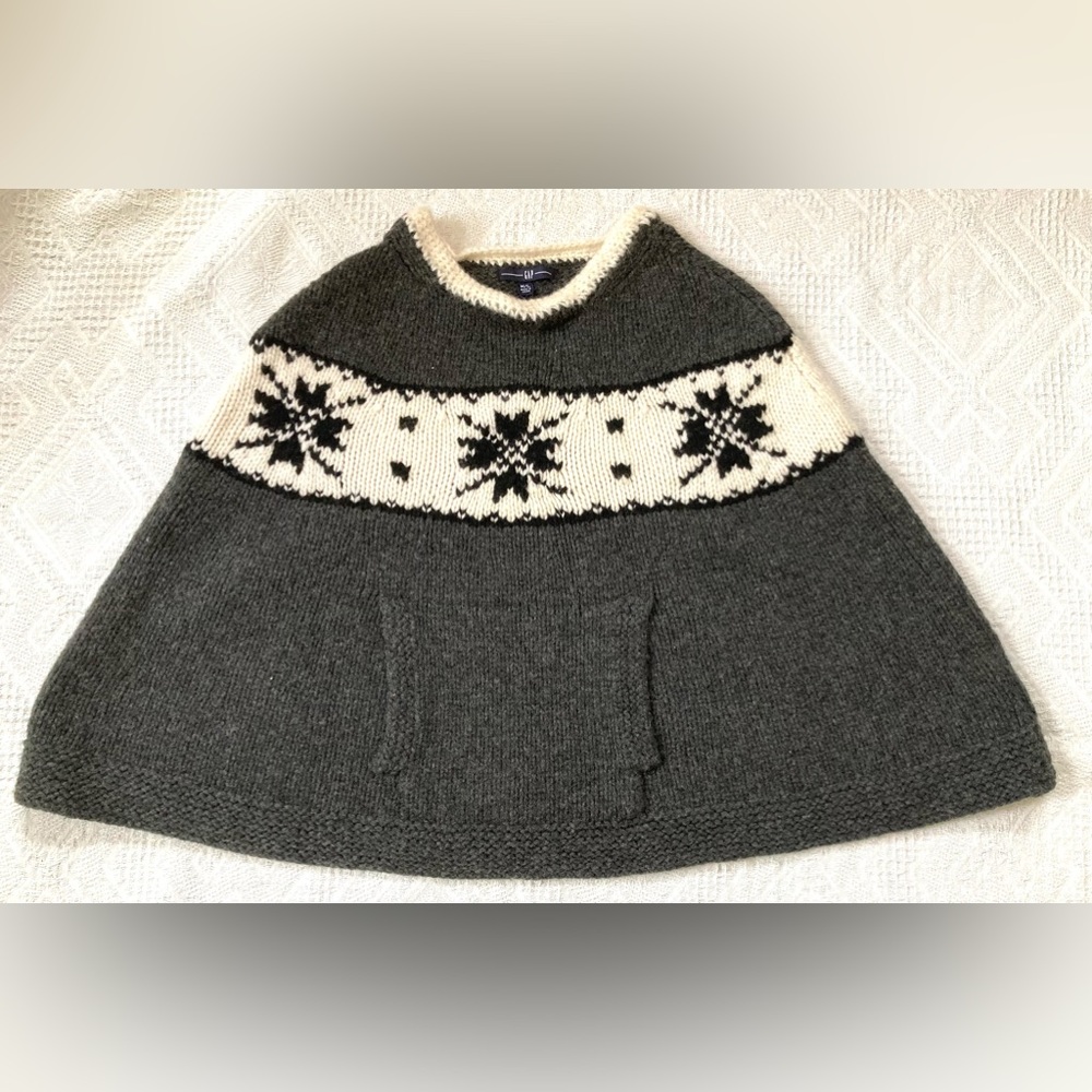 GAP 100% wool Poncho/Shrug